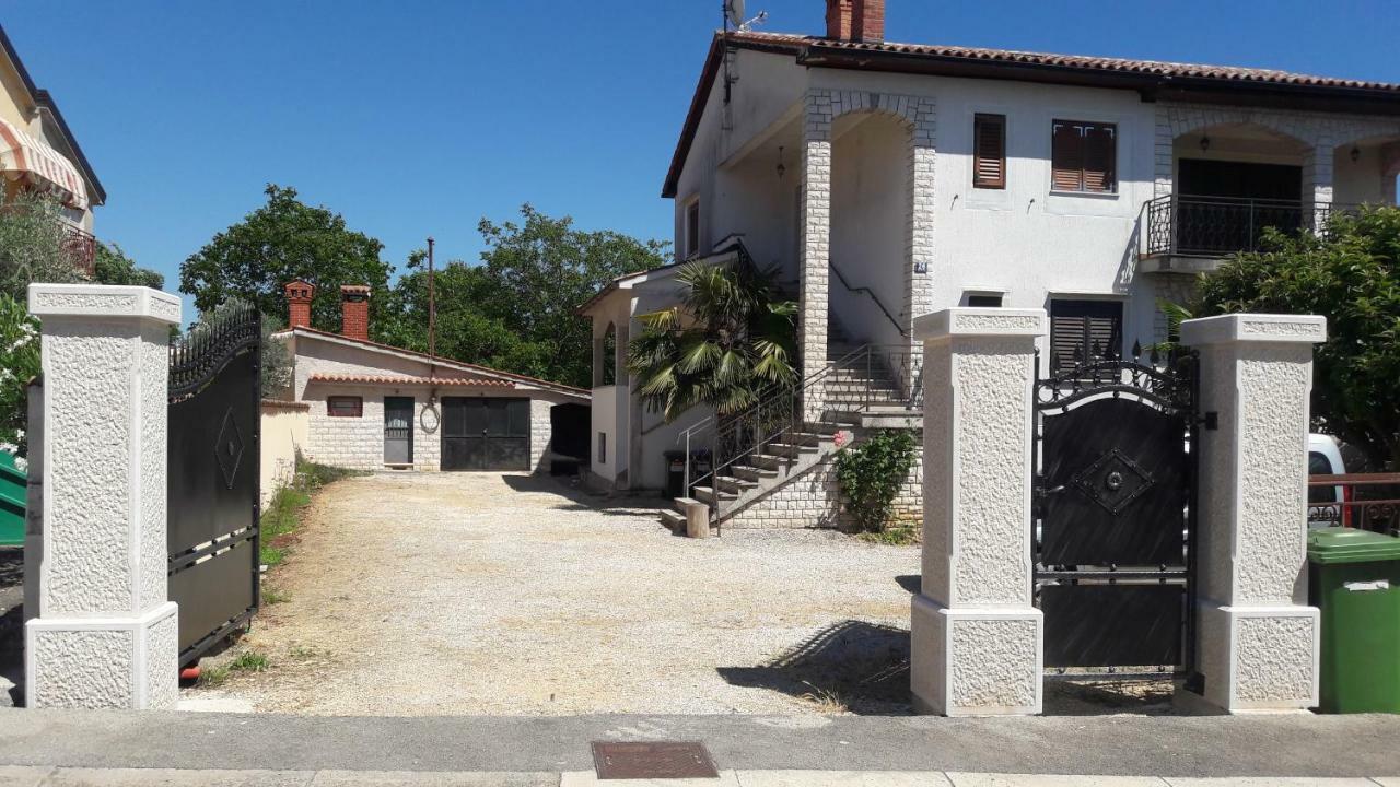 Apartment Radovan Poreč Exterior foto